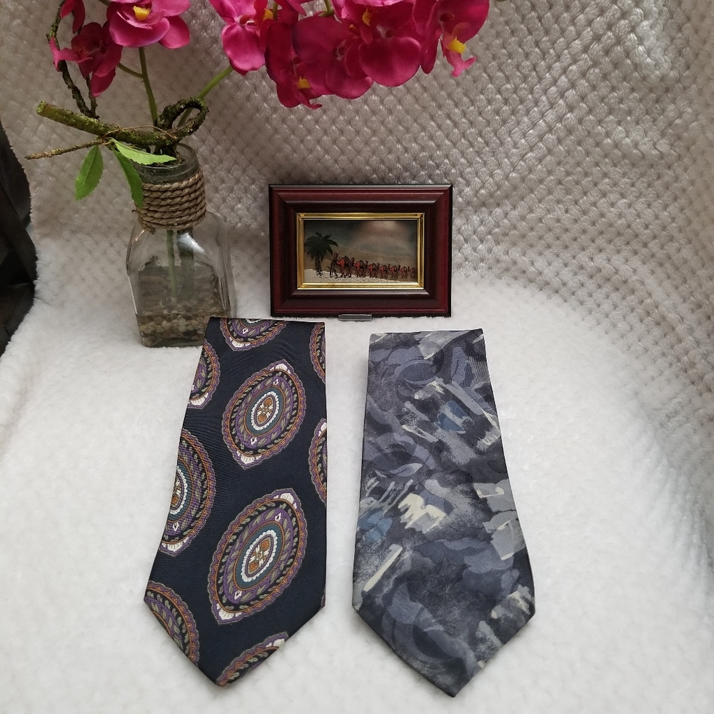 Bundle of 2 Pre-loved neckties